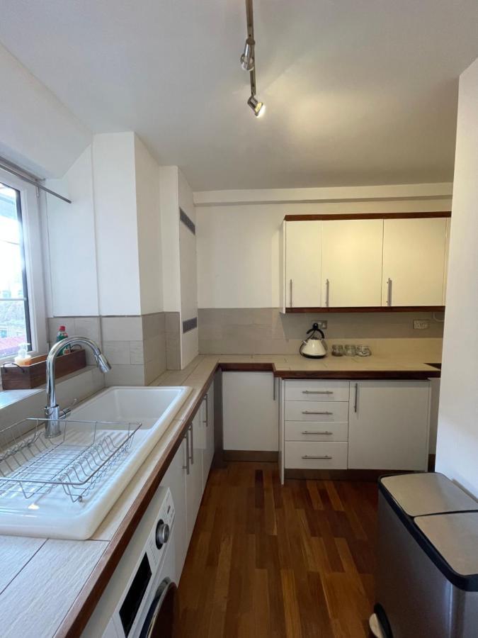 شقة Spacious Flat Opposite The Oval لندن المظهر الخارجي الصورة